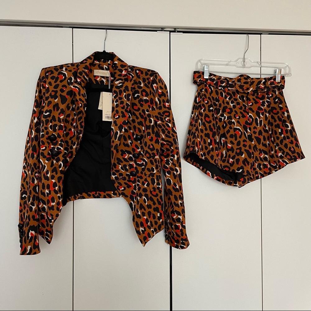 Choosy Wild Things Blazer and Shorts Set Size 0